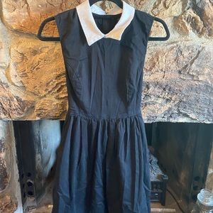 Black XL Hot Topic sleeveless collared dress